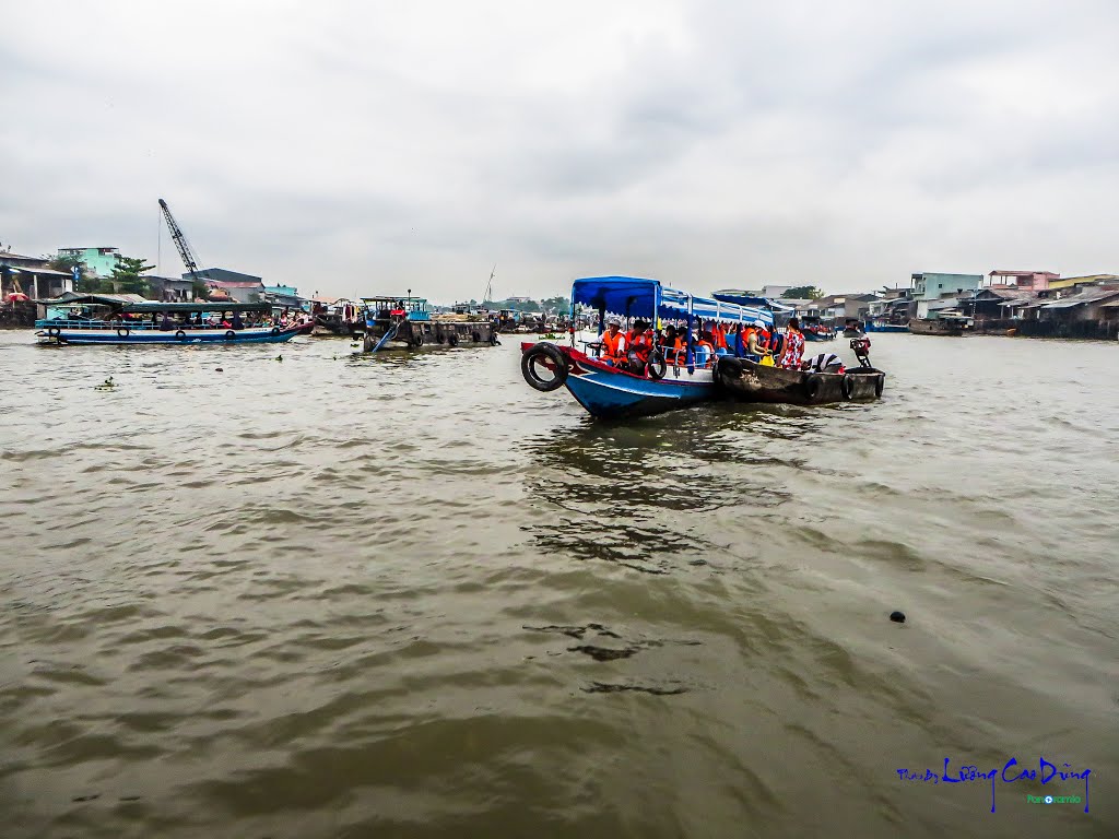 An Bình, Ninh Kiều, Cần Thơ, Vietnam by Lương Cao Dũng