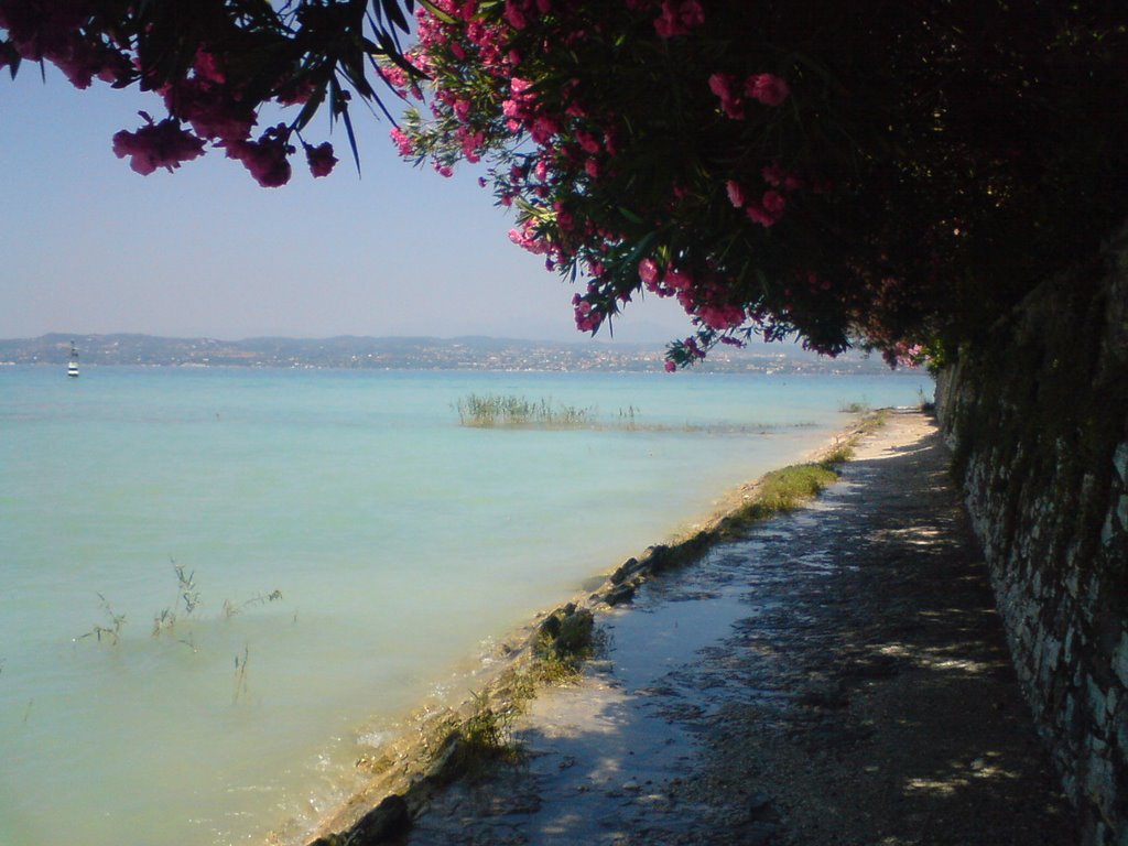 Sirmione, Italy by Eric Nyssen