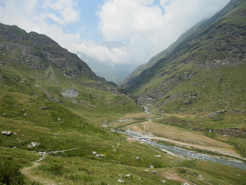 Usseglio, il vallone sopra il lago di Malciaussia by Alessandro Collet