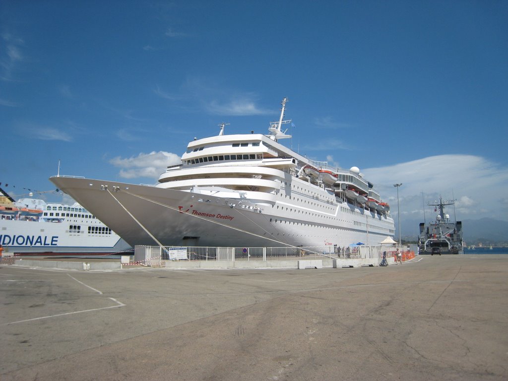 Ajaccio, le port by duranton