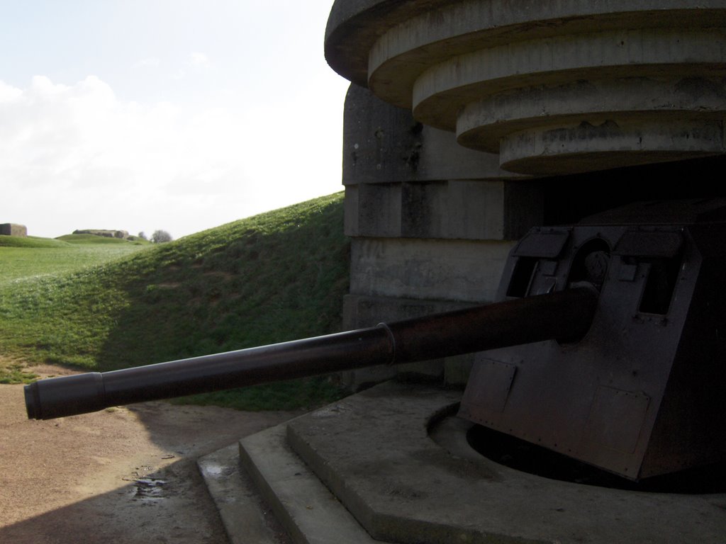 Batterie Longues sur Mer_WN 48_Bunker 4 Typ M 272_2008-03-21 by Martin Dudle-Ammann