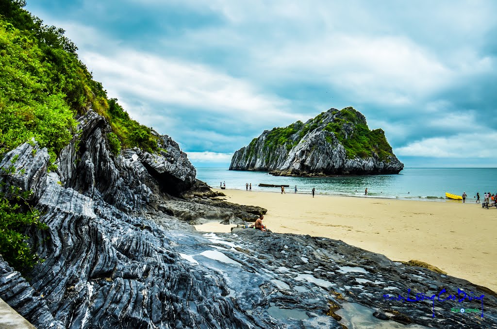 Tt. Cát Bà, Cát Hải, Hải Phòng, Vietnam by Lương Cao Dũng