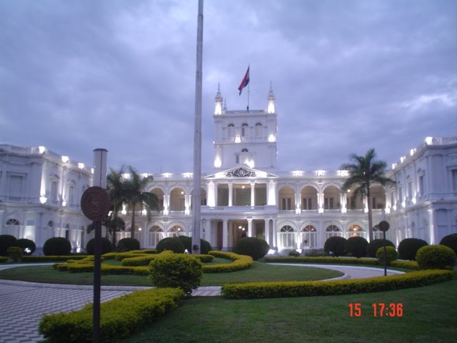 Palacio presidencial em Assunção http://laf72.blogspot.com/ by Luís A Figueiredo