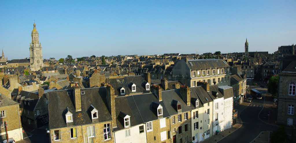 Avranches - toits - église St Gervais by Marine Urbanisme