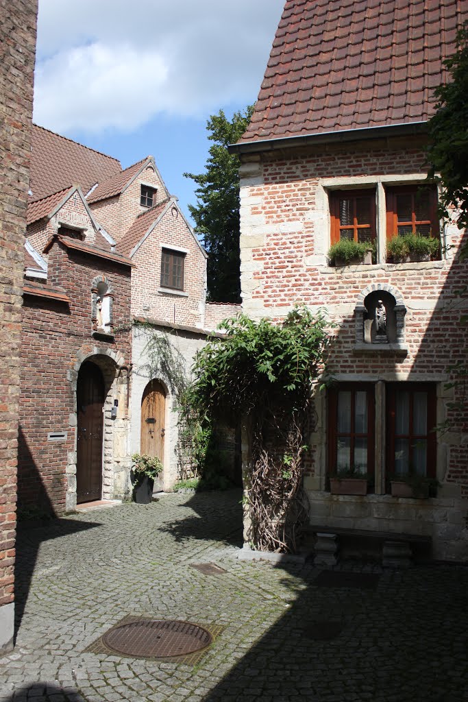 Belgium, Eastern Flanders, Mechelen- Jezuspoort Road by Paulo Silva