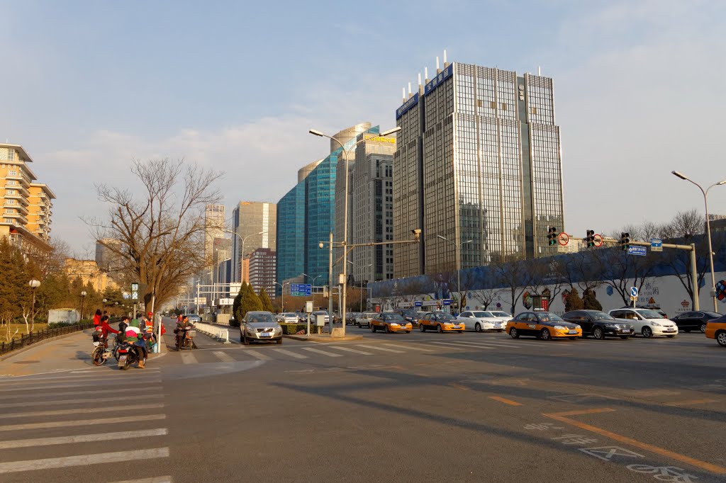 Jianguomen Outer Street by Ivan Logvinov