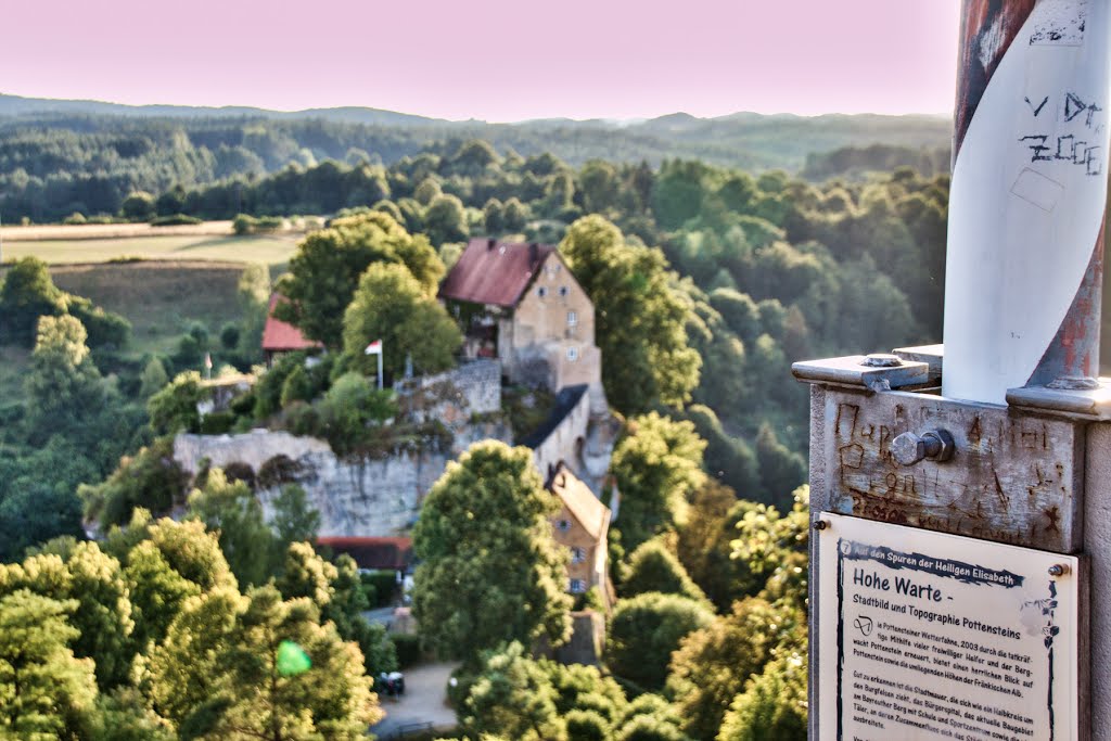 Burg Pottenstein Sonnenuntergang by Steffen Ruoff