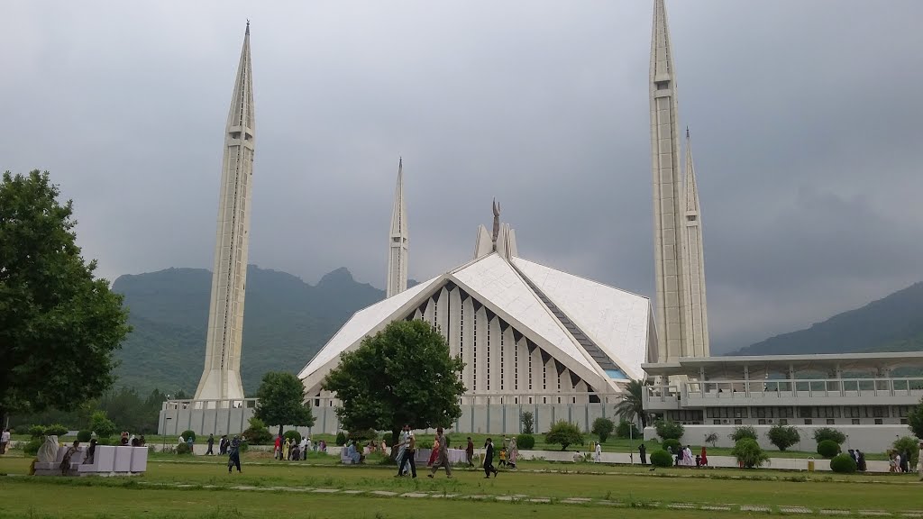 Faisal Masjid by Abdullah Nouman