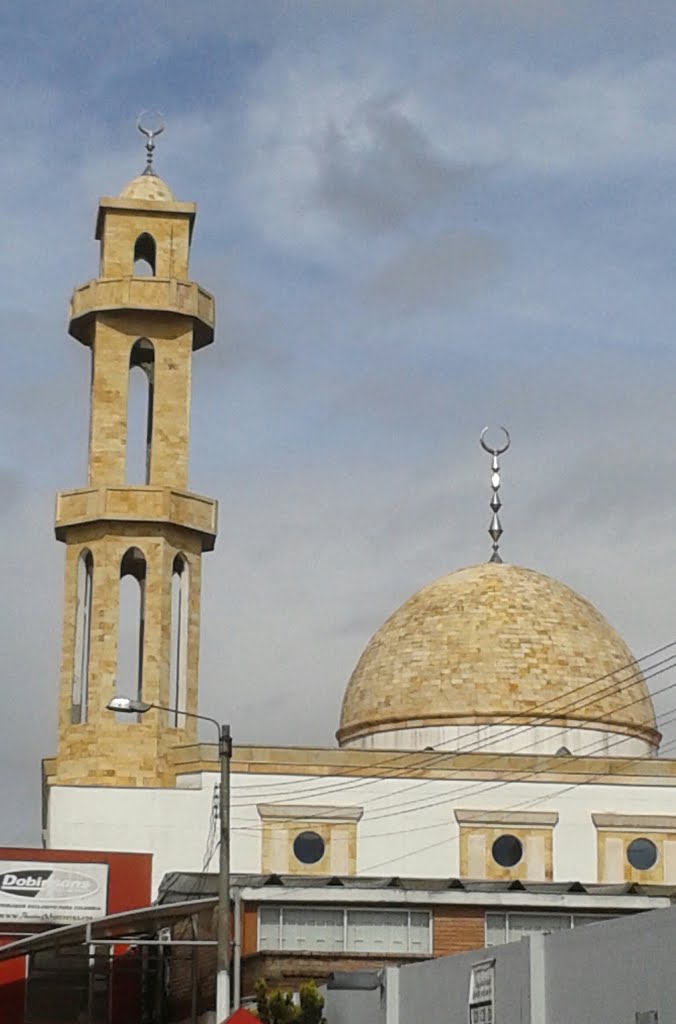 Mezquita Barrio Patria by Juantiago