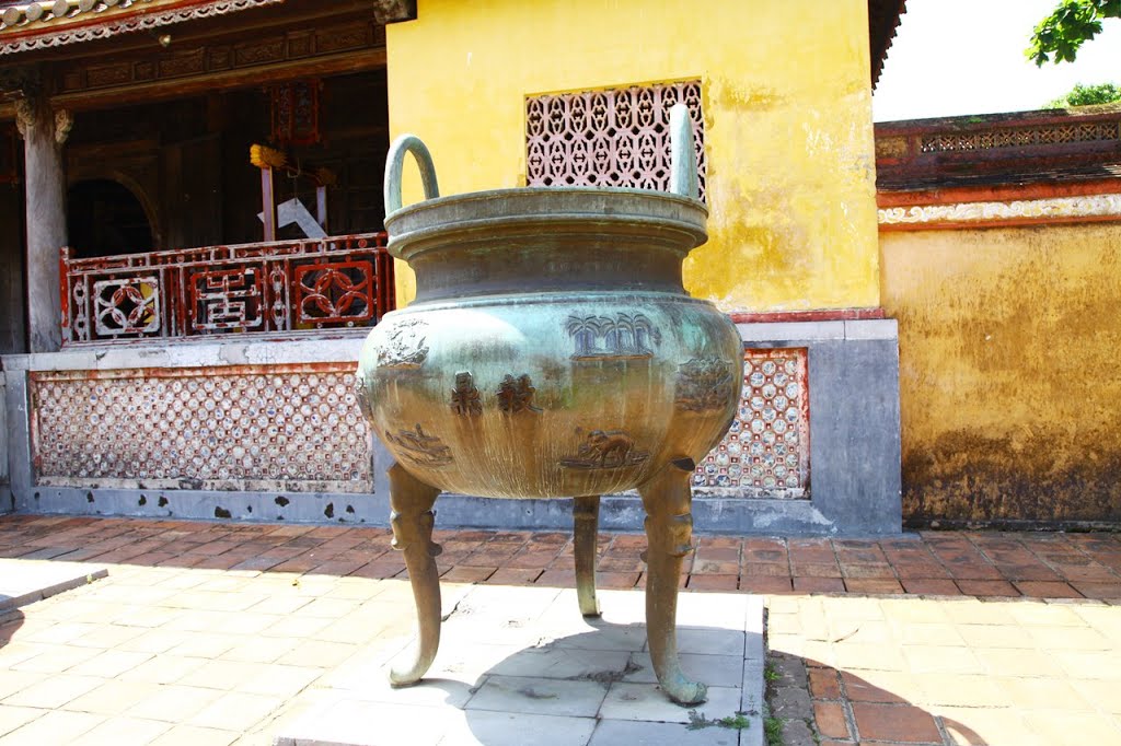 Thuận Thành, Huế, Thua Thien Hue, Vietnam by Đăng Định