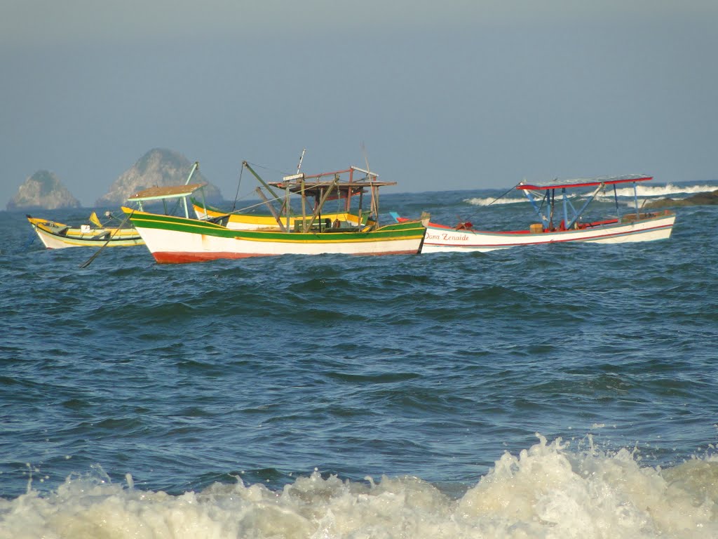 Praia do Grant by A J S