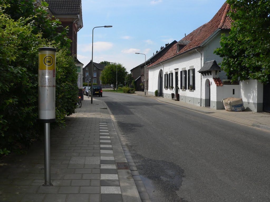 DOUVERGENHOUT bus-station by walterskrutser