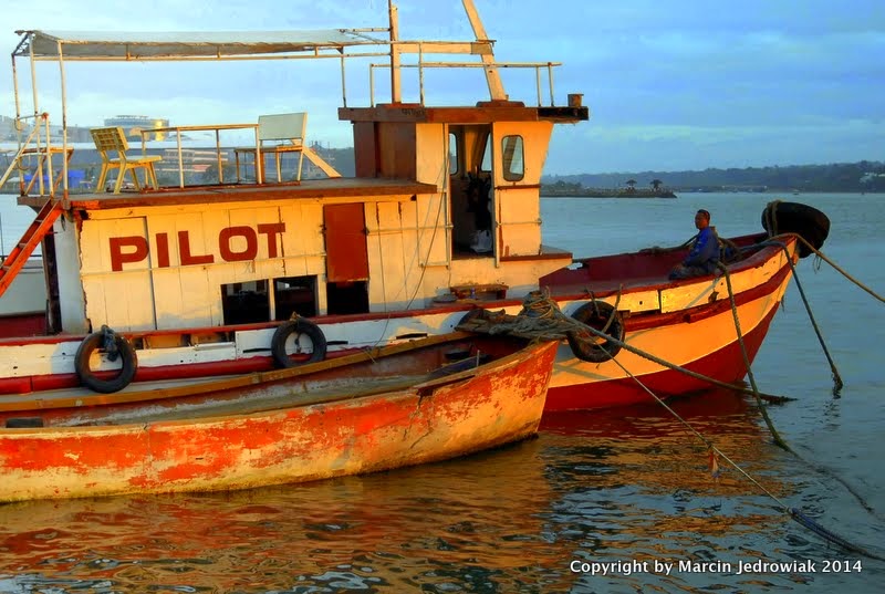 Bohol, port by Marcin Jedrowiak