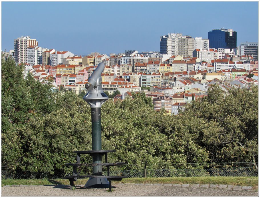 Miradouro do Parque Recreativo do Alto da Serafina by André Barragon