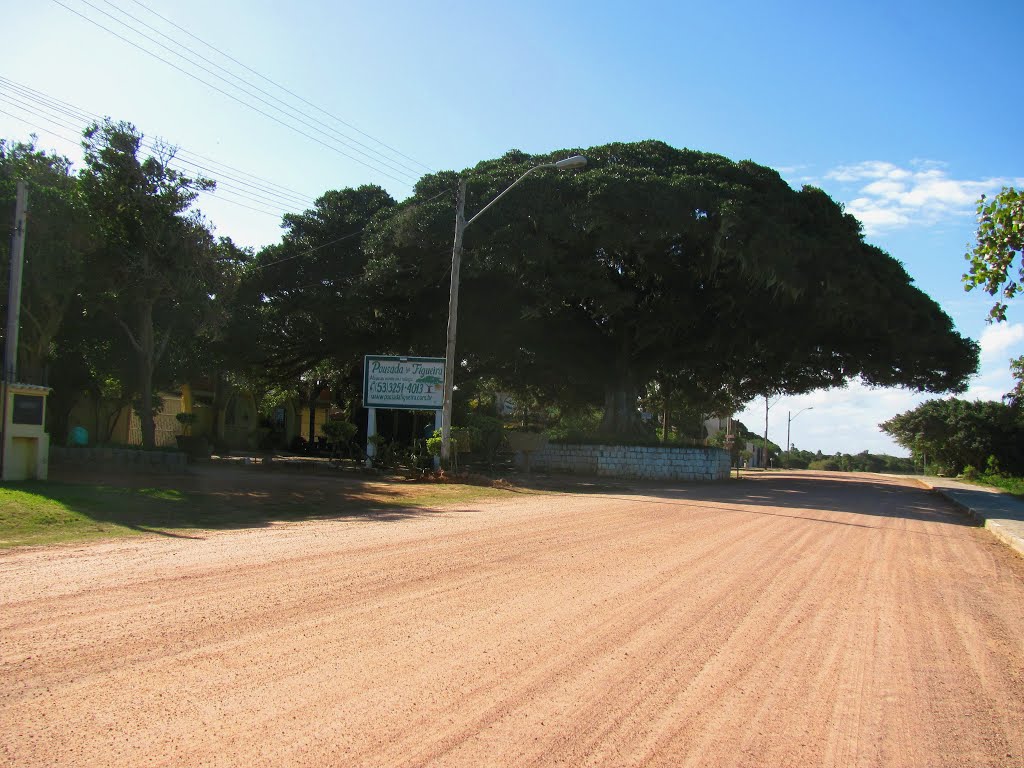 Pousada da Figueira by Paulo RS Menezes