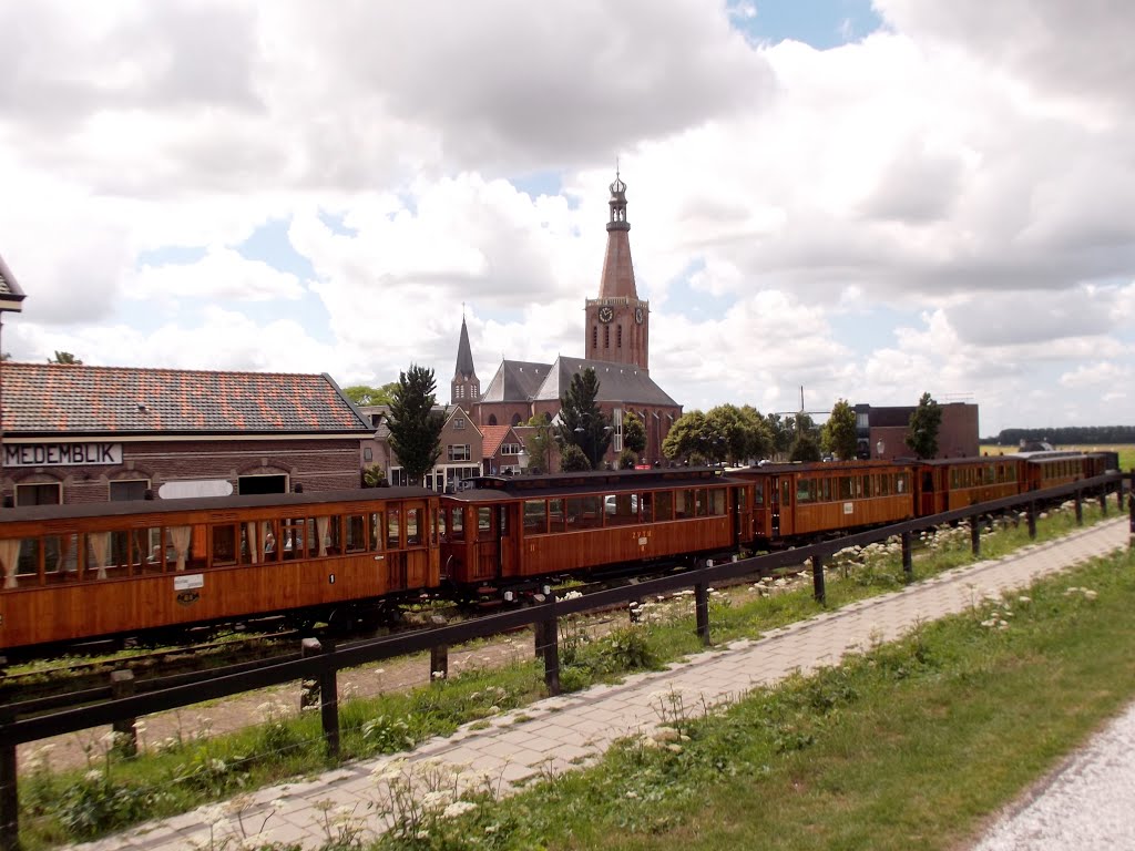 Stoomtram 'Medemblik - Hoorn' by Jan Hendrik Fennema