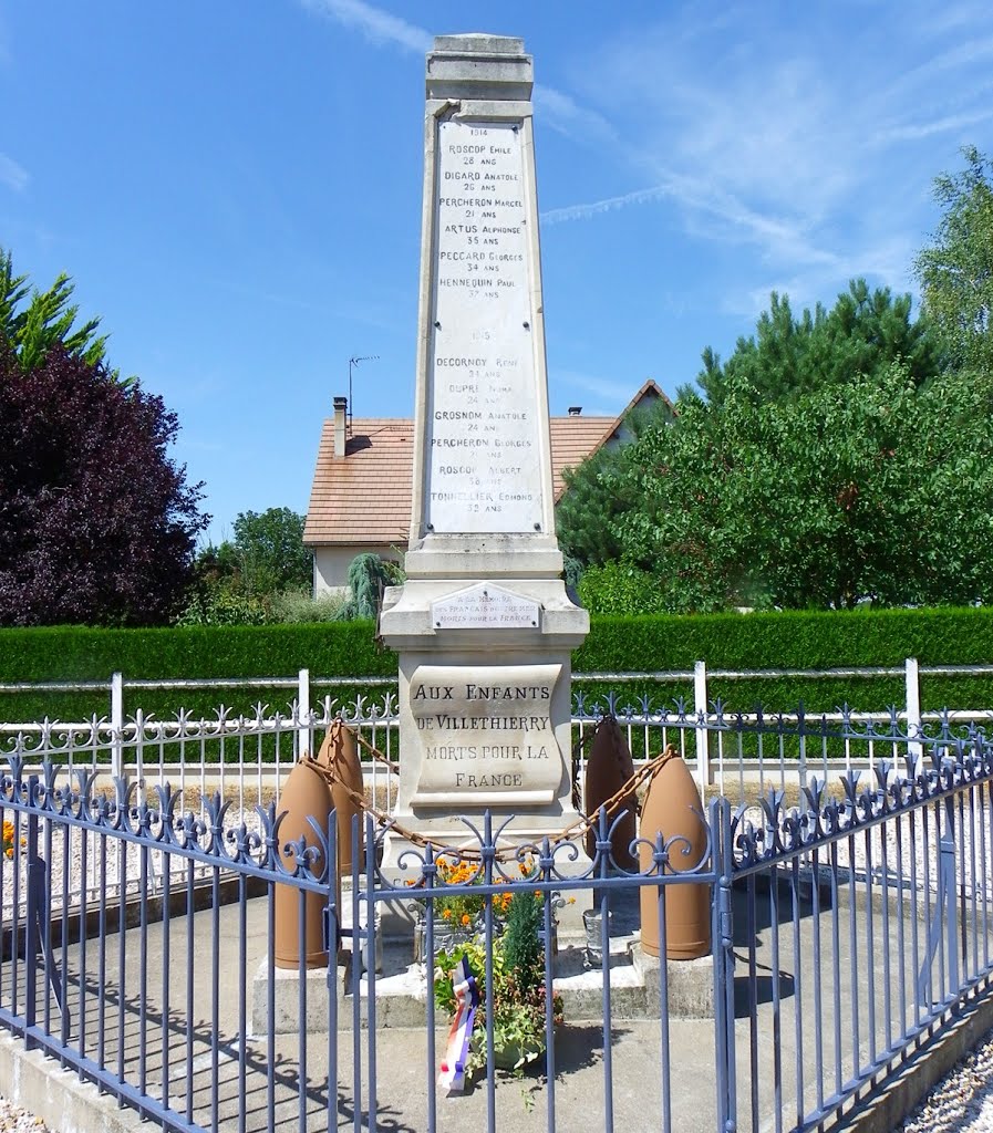 89-Villethierry monument aux morts by JF Jefrpy