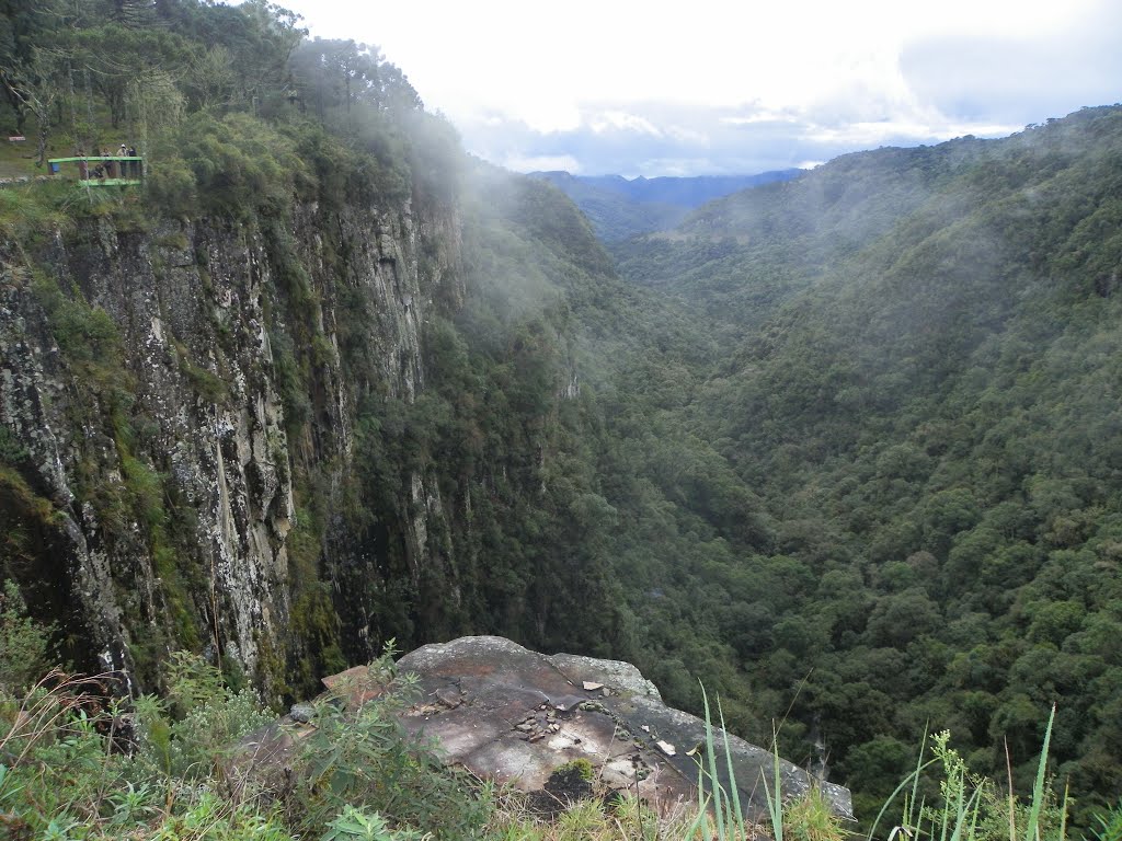 Cachoeira do Avencal em Urubici-SC by Fabio Barruchelo