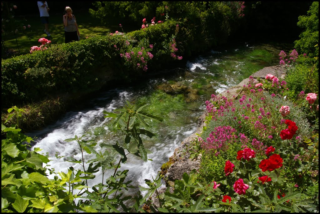 Jardin à Fontaine de Vaucluse by Romain11