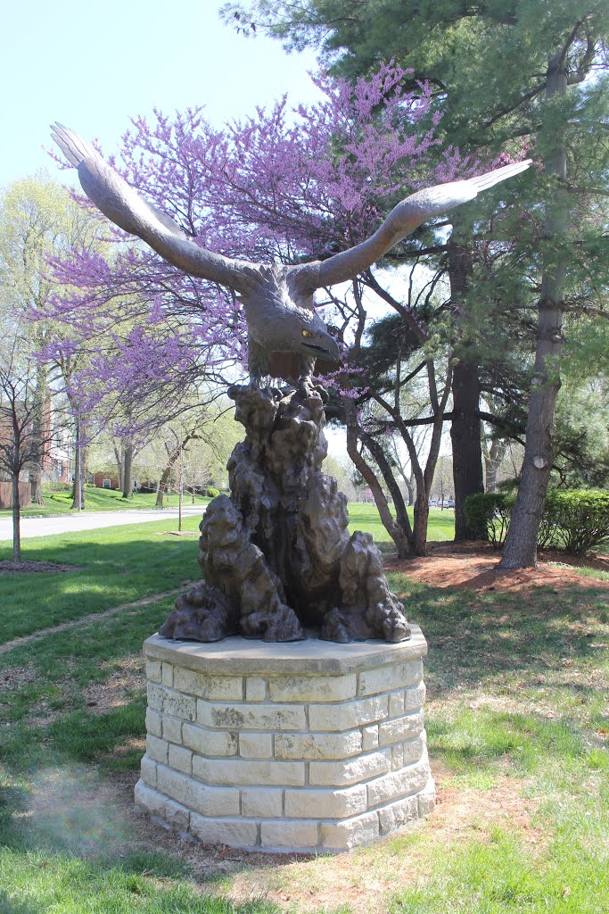 Ward Parkway, Kansas City, Missouri, 22 April 2014 by Dick Nelson