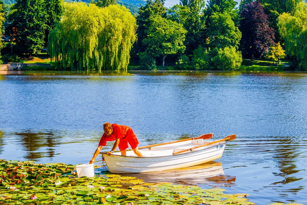 Am besten erst garkeinen Müll in den See werfen!!! ... ☺☺☺ by Boris Gonschorek