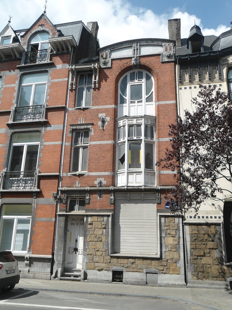 Maison Art nouveau, rue du Palement, 2 à Liège (Outremeuse) by Rebexho