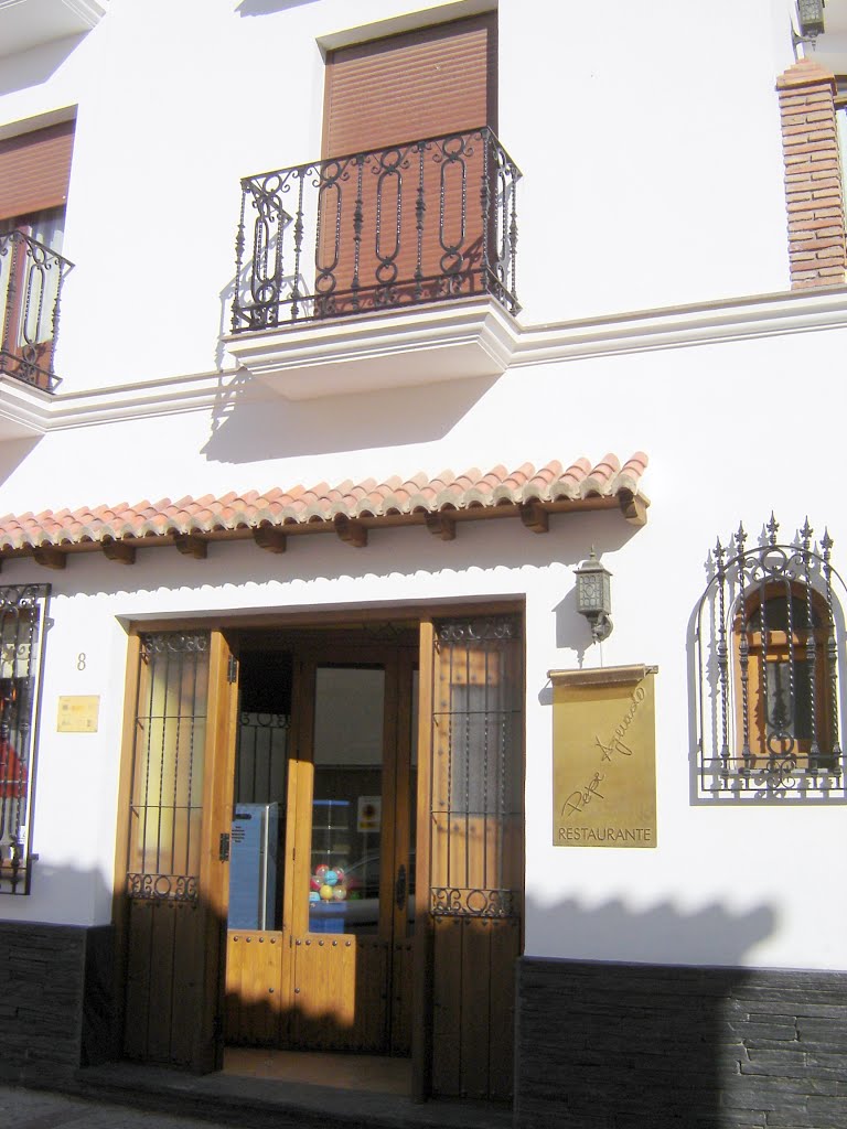 Pepe's Bar in Ugíjar by Robert Bovington