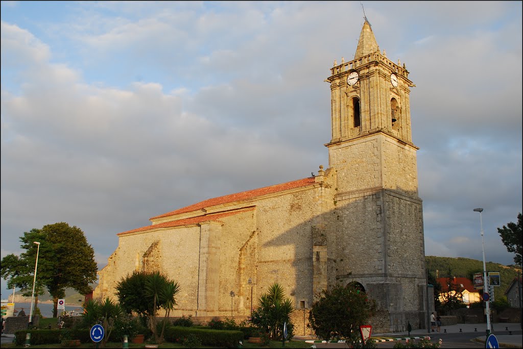 Iglesia de San Pedro (Noja, 28-6-2015) by Juan Jesús Orío