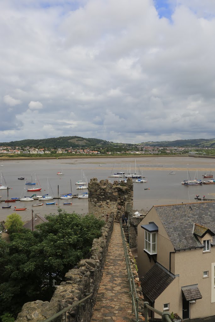 Conwy Castle Wales by fillupbee1