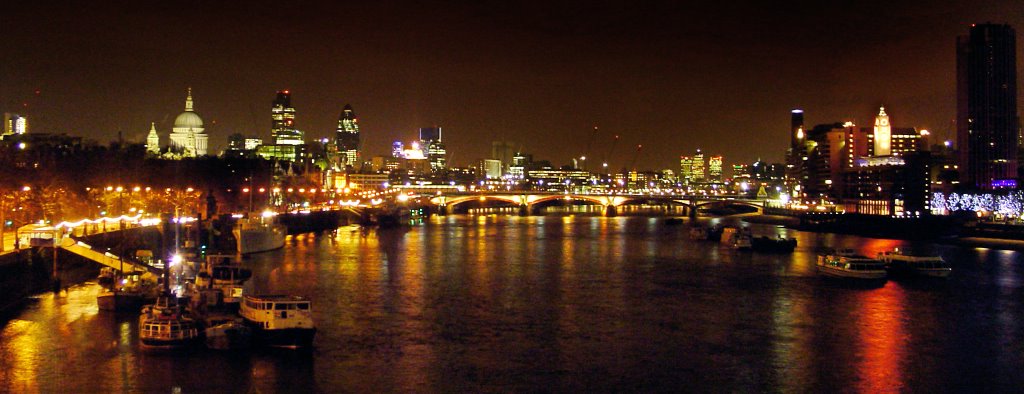 London by Night by Paula Santos