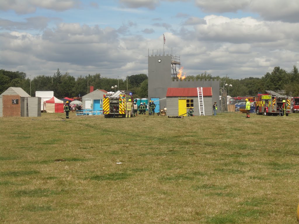 Odiham Fire Show by Robert'sGoogleEarthP…