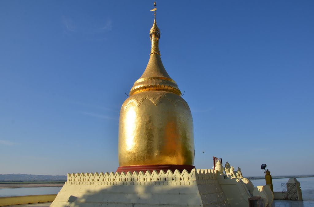 Old Bagan, Myanmar (Burma) by rzin1954