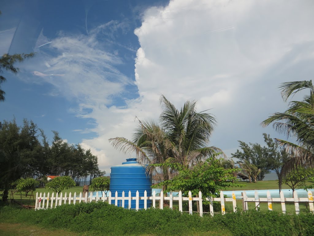 Nguyễn An Ninh, Vũng Tàu, Ba Ria - Vung Tau, Vietnam by Dần Lê