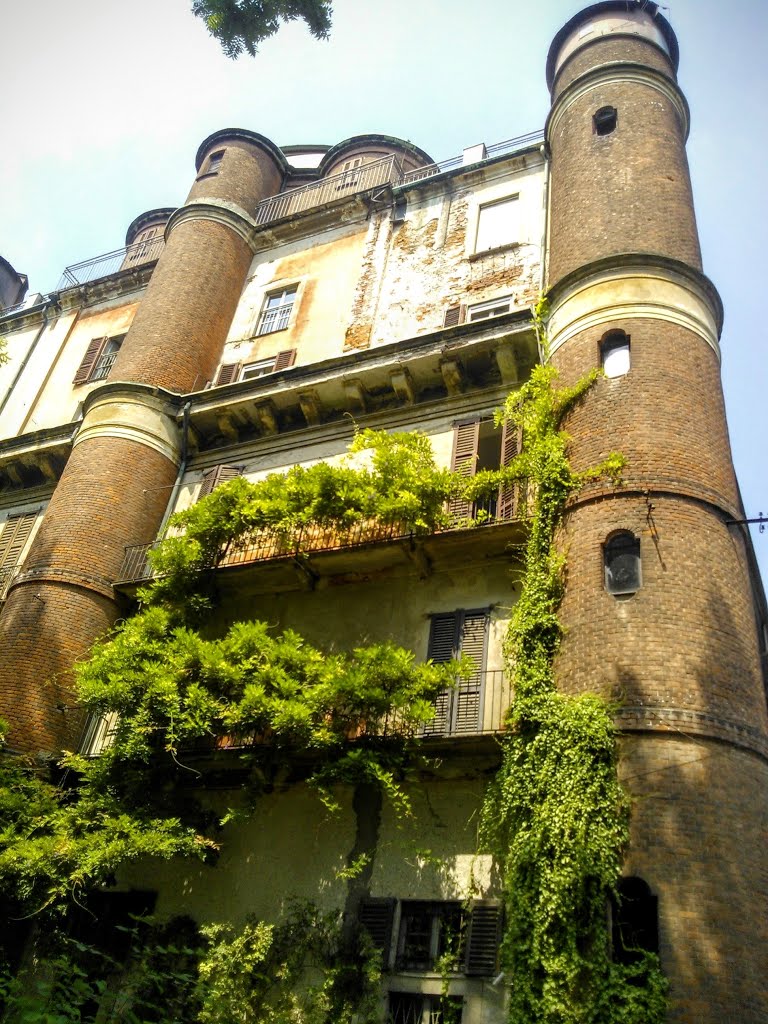 Palazzo Brera by Laura Riva