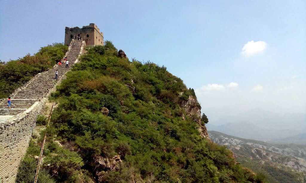 Great Wall @ Simatai, Beijing by Aaron Zhu