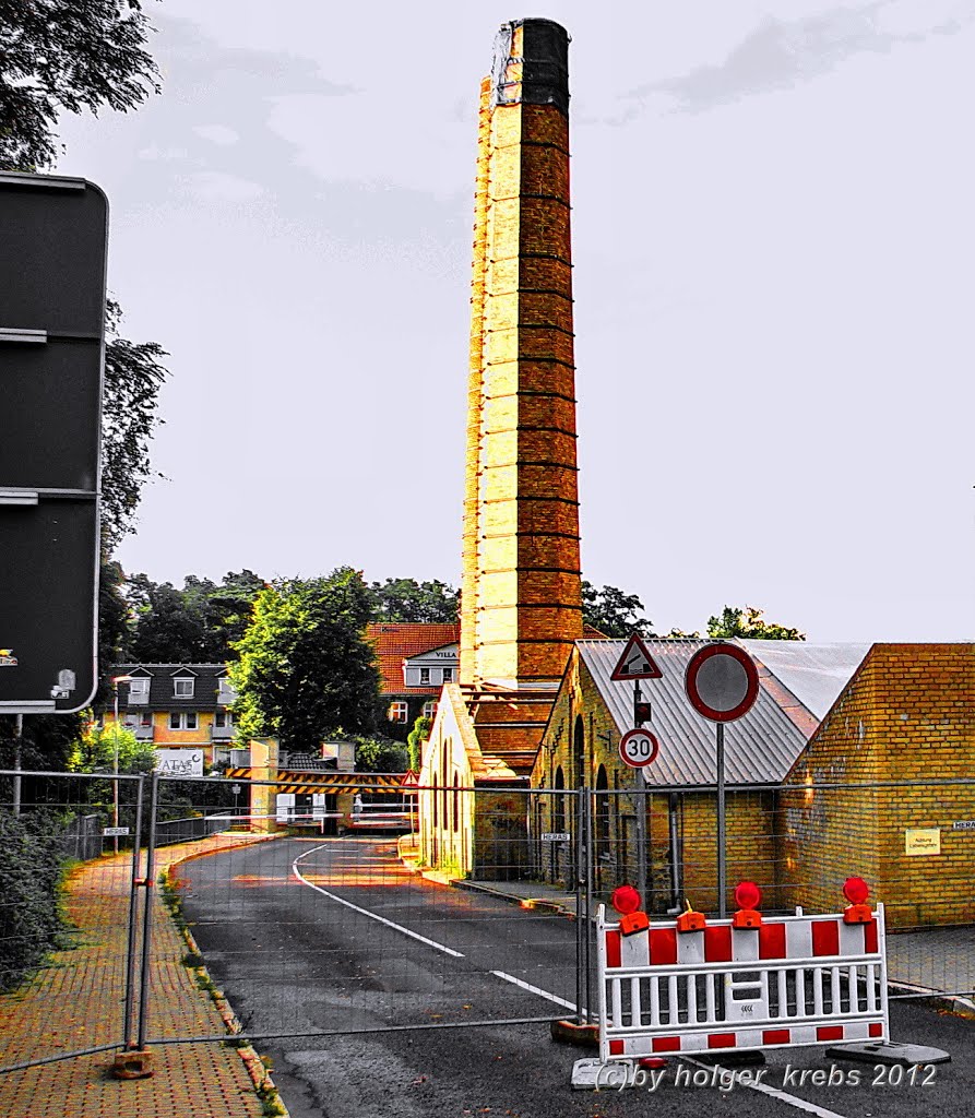 Eberswalde, Altes Walzwerk. Ein Denkmal bröckelt. Wie immer: Unangemeldet - 8/2012 by Holger Krebs