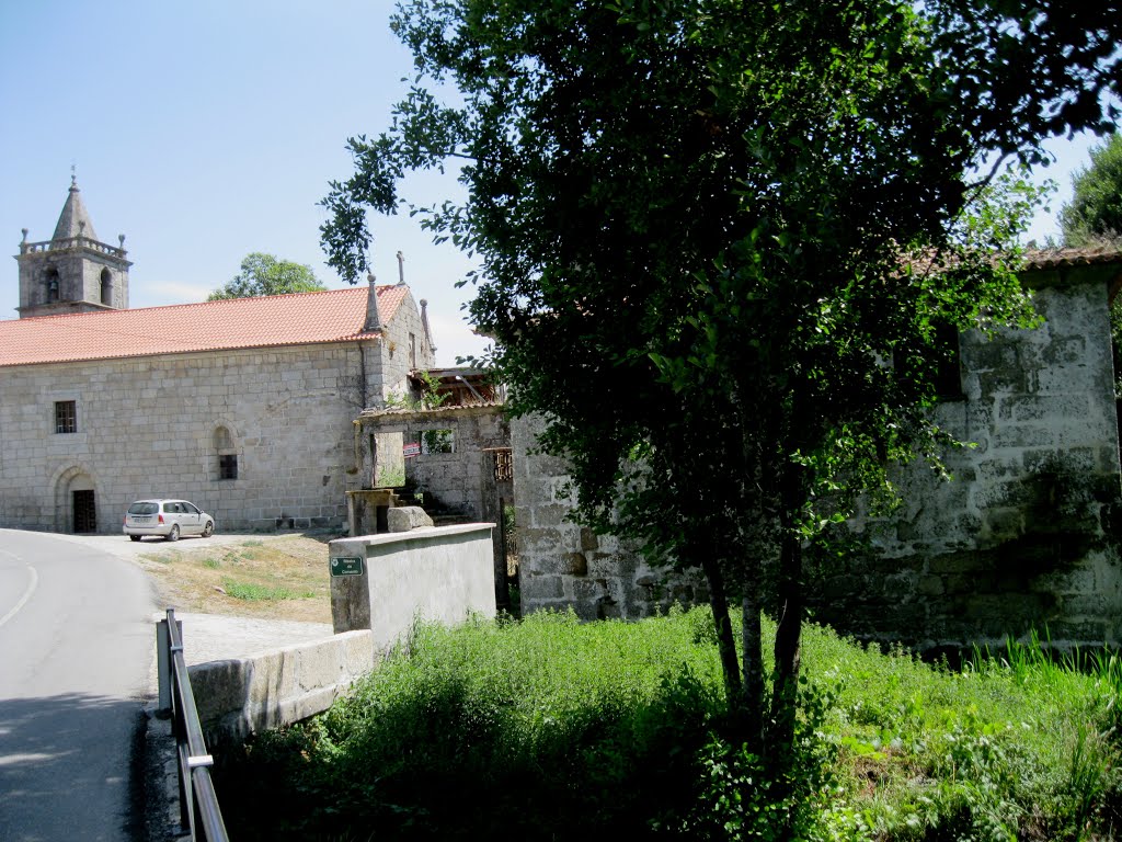 Ferreira de Aves, Sátão, Convento, junto à ribeira by A Almeida