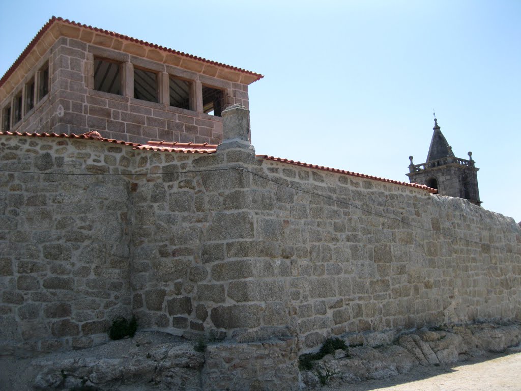 Ferreira de Aves, Sátão, convento e torre by A Almeida