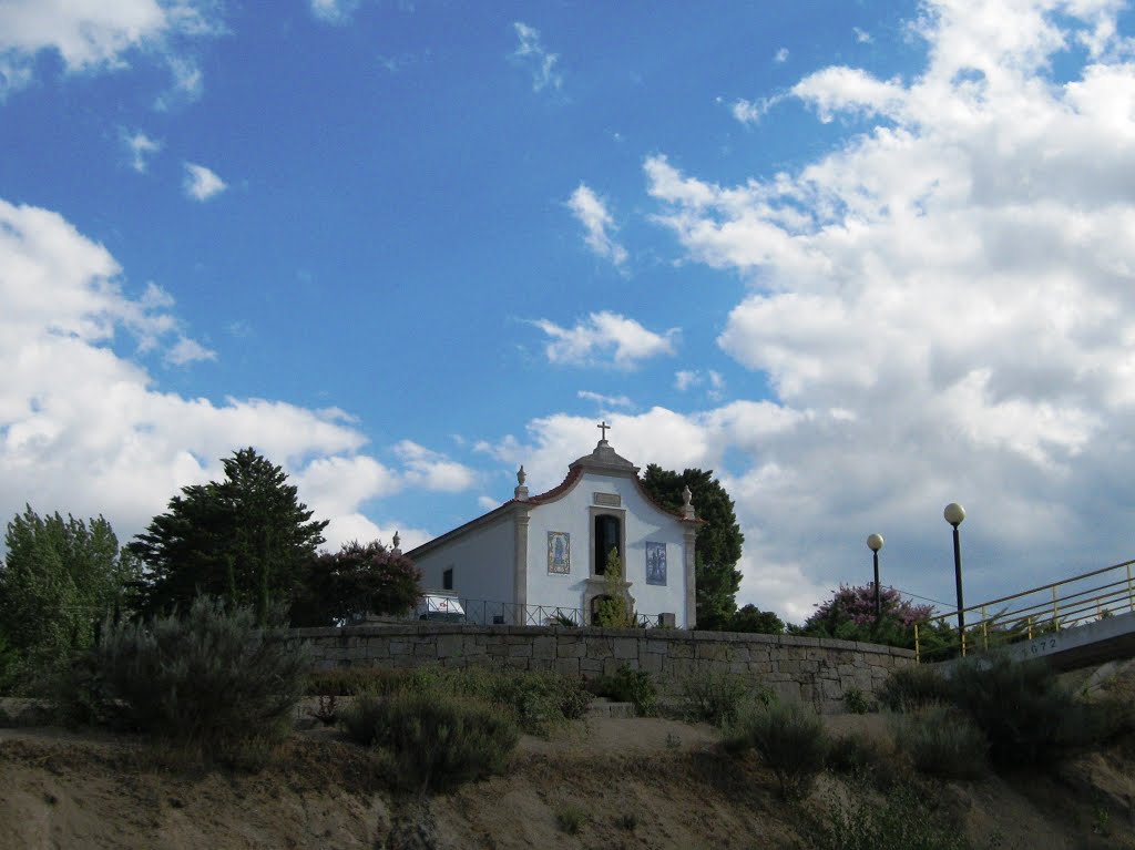 Nosso Senhor dos Passos, Beselga. Penedono, Viseu by A Almeida