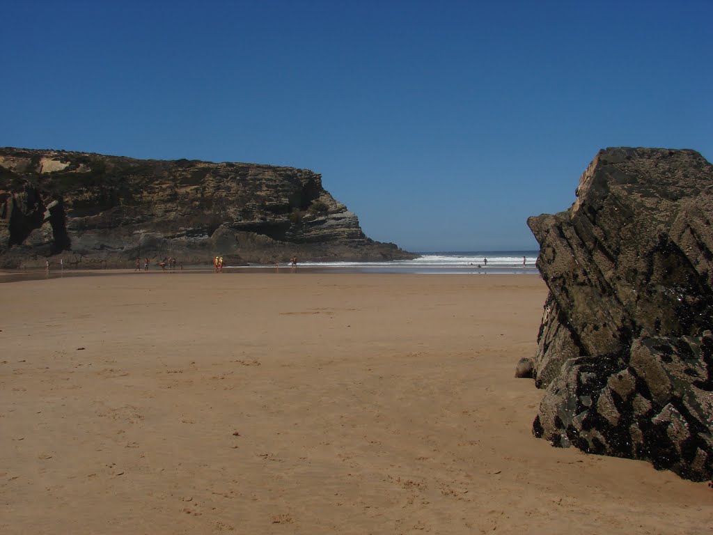 PRAIA DO CARVALHAL - Portugal by Victor Santos