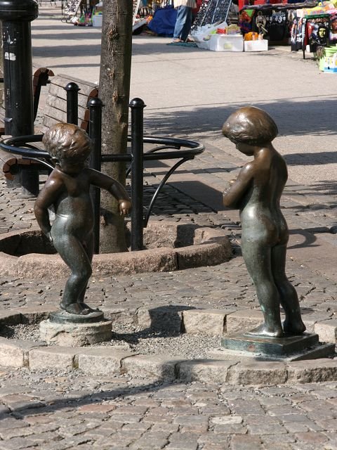 Statue Arendal by peddak69