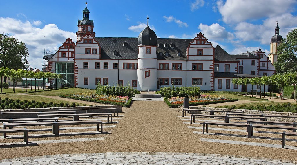 Ohrdruf Blick von Norden auf Schloss Ehrenstein by Contessa