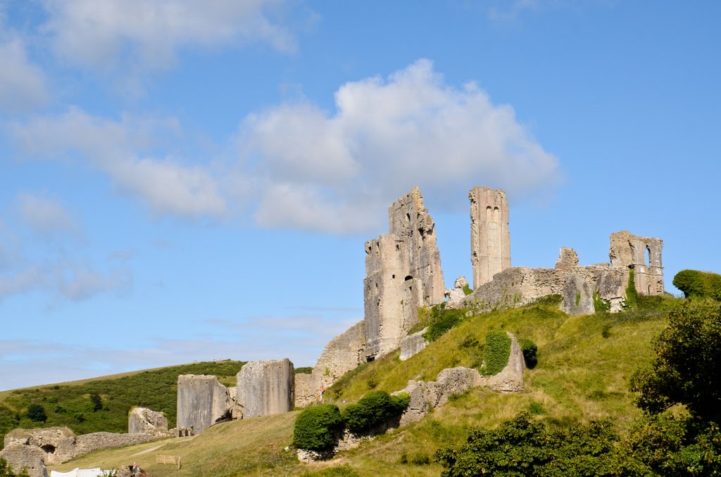 Corfe Castle Grounds by Keith Watson