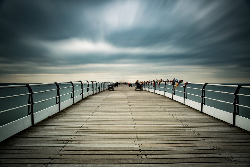 Saltburn Pier by Nogin TheNog