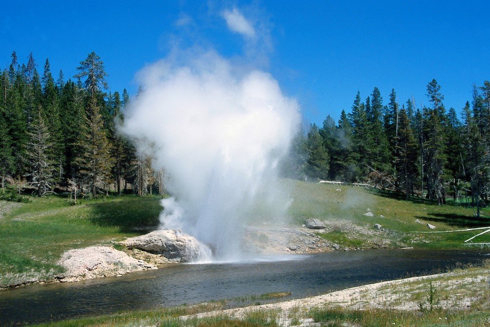 Riverside Geyser, Yellowstone by mypictures4u.com