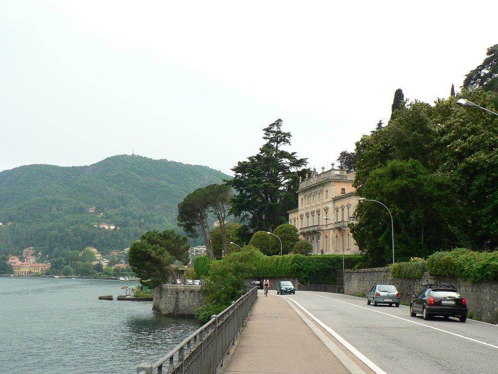 Villa Grumello near Como by Truppola