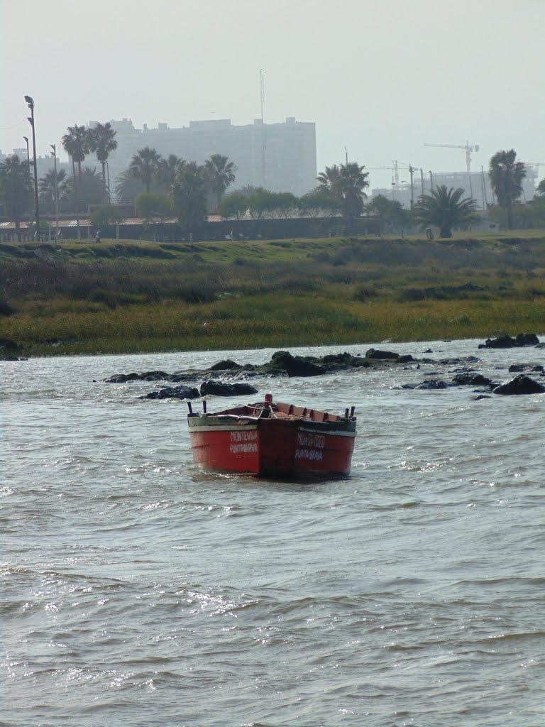 Punta Carretas - Montevideo - Uruguai by Elton Silveira