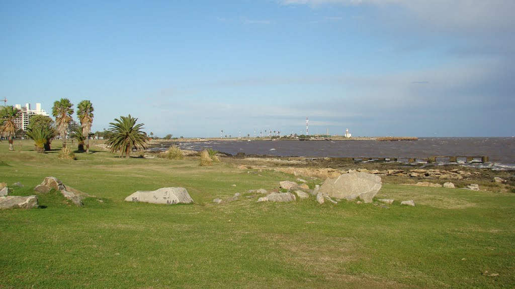 Punta Carretas, Montevideo, Montevideo Department, Uruguay by Elton Silveira