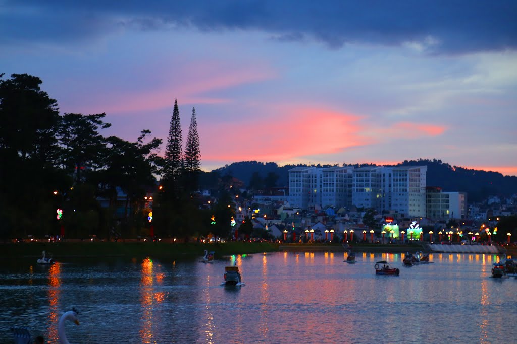 Phường 1, Dalat, Lâm Đồng, Vietnam by Dần Lê