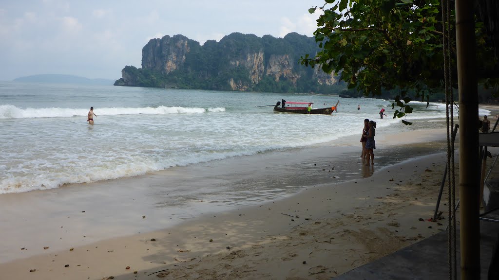 Railay Beach - Krabi - Thailand - 2015 by Ole Holbech